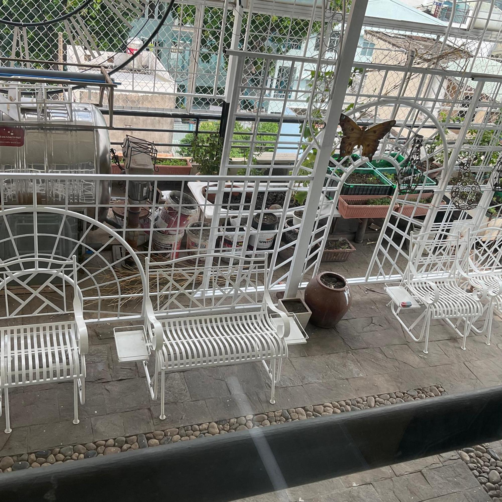 Отель Khach San Minh Chau - Hoa Hung Хошимин Экстерьер фото